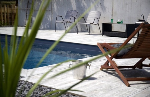 Saint Alban Auriolles Villa | The 4* Summer Pavilion - elegant and bright