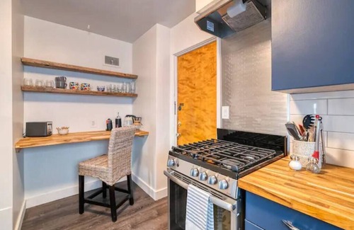 Burns Park Apartment | The 4M Boho House - Clean & Spacious Near UMich!