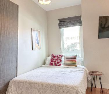 Burns Park Apartment | The 4M Favorite House - Stunning & Spotless 2-Bed Apt (#1)