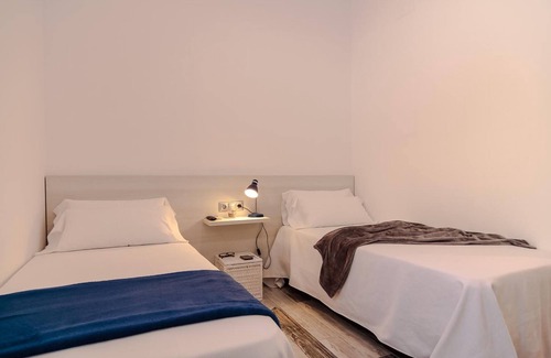 Tarifa House | The 8 Rooms House