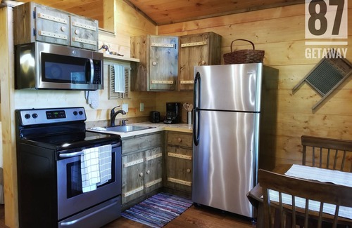 Newnata Cabin | The 87Getaway Secluded Treehouse Escape