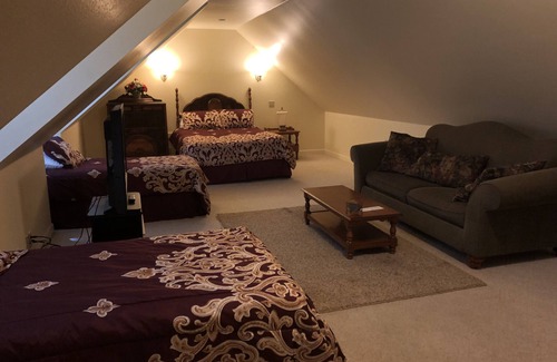 Wilburn Bed & Breakfast | The Abbé House Inn