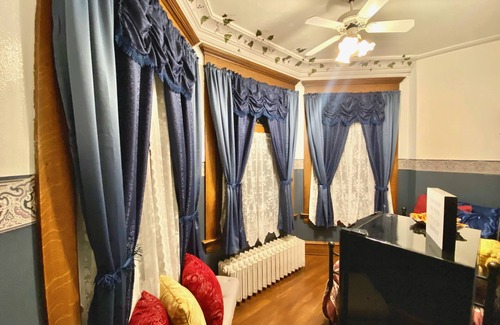 Pueblo Bed & Breakfast | The Abriendo Inn - Walter's suite