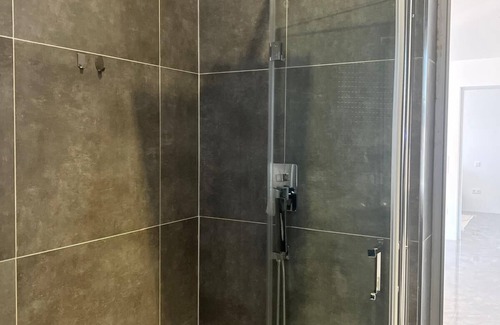 Wallersdorf Condo | The accommodation Modern spacious 2-room apartment is located in Wallersdorf.
