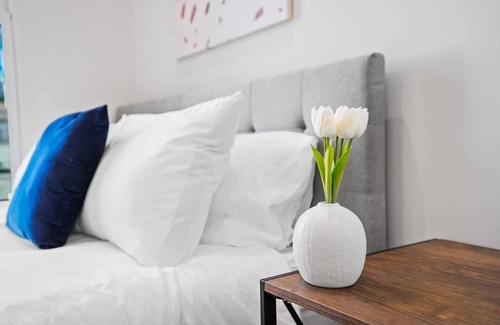 Pacific Heights Apartment | The Addison by Kasa | Simple Queen Studio | San Francisco