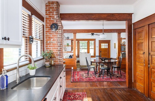 Georgetown House | The Adeline House of Georgetown