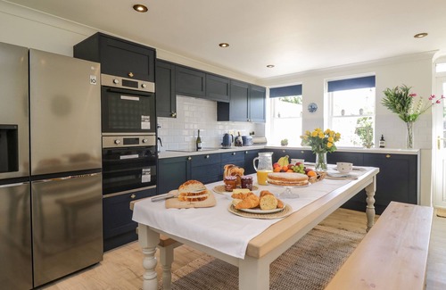 Whitehaven Cottage | THE ADMIRAL'S HOME, pet friendly, with hot tub in Whitehaven