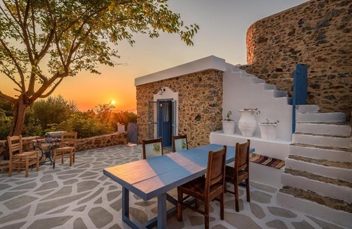Zia Villa | The Aegean blue country house Old Milos