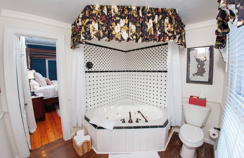 New Bern Bed & Breakfast | The Aerie Bed and Breakfast