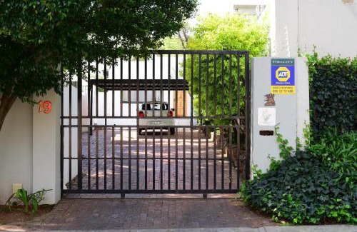 Greater Johannesburg Metropolitan Area House | The African Element