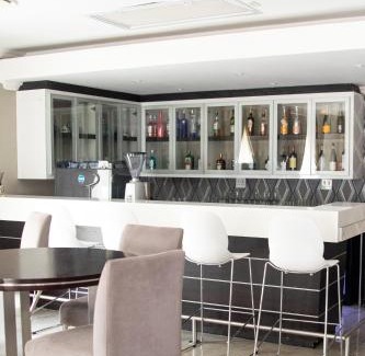 Garsfontein House | The African Penguin Guesthouse