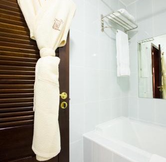 Dzorwulu Hotel | The African Regent Hotel