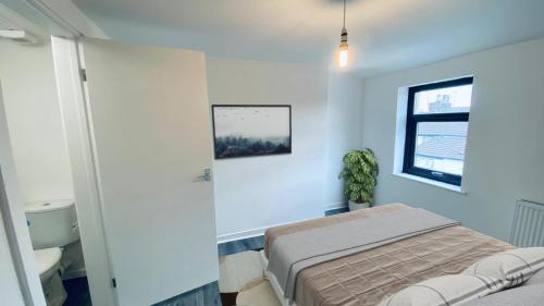 Liverpool House | The Aintree - By CHAPS