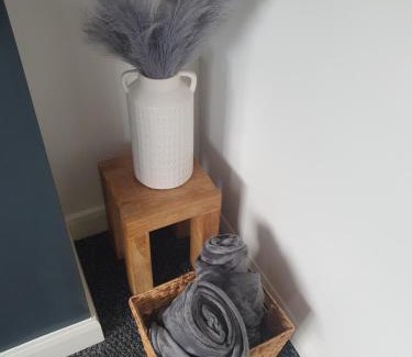 Sandtoft Apartment | The Airfield Happy Apartment