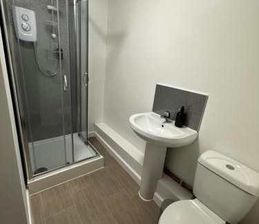 London Borough of Hounslow Hotel | The Airman