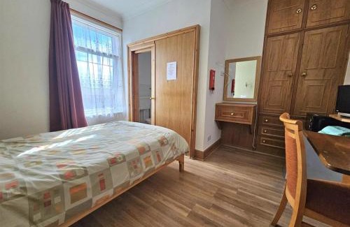 Gloucester House | The Albert Hotel