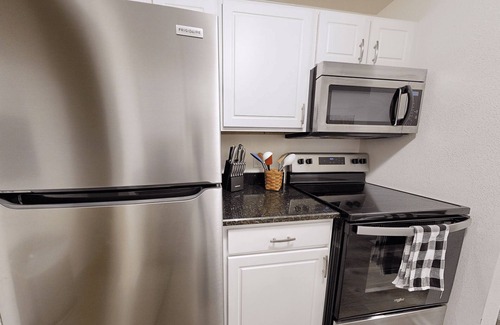 Janesville Apartment | The Alex Janesville | (1616)