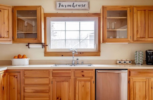 North Creek Apartment | The Alexander Ski House 1887 Farmhouse near Gore MTN!