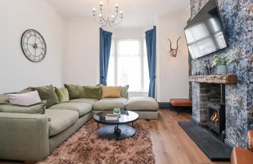 Southport House | The Alhambra