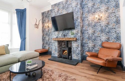Southport House | The Alhambra