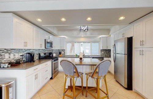 The Mesa House | The Alhambra Permit# 4587