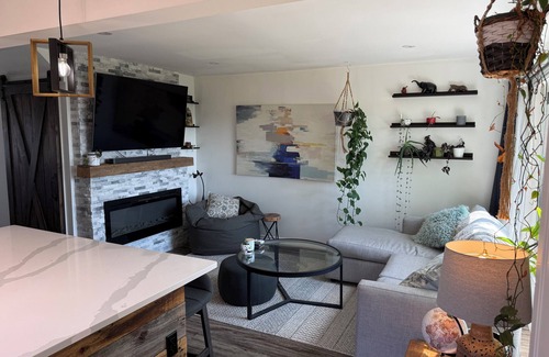 Barrie House | The Allandale Residence
