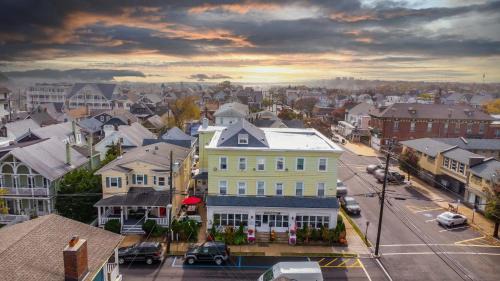 Ocean Grove Apartment | The Allenhurst
