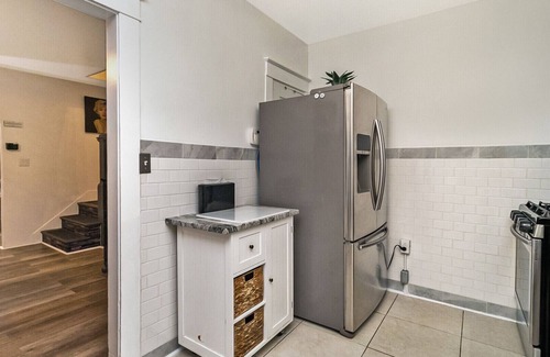Allentown House | The Allentown Whitehouse