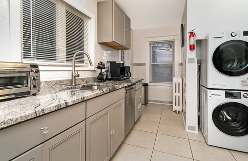 Allentown House | The Allentown Whitehouse
