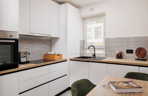Tractorul Apartment | The Alley by Kanopian