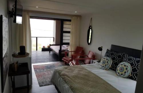 Amatola Coastal Bed & Breakfast | The Aloe House Vacation Home
