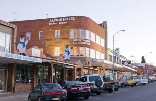 Cooma Hotel | The Alpine Hotel