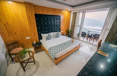 Lansdowne Resort | The Alpine Resort