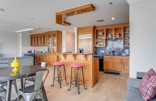 Fort Worth Condo | The Amazing Bluebonnet Suite at the Speedway! Nascar Fan or Not, it's AMAZING!