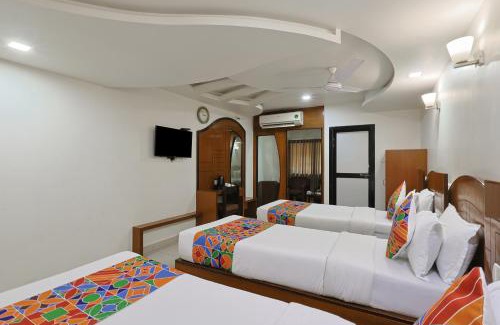 Sayajiganj Hotel | The Ambassador