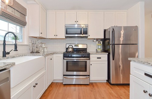 West Dennis House | The America House at West Dennis