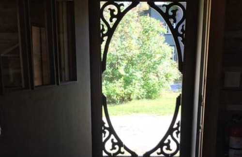 Orford Lake Cabin | The Ancestral Chalet L'orignal