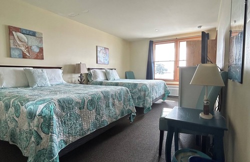 Eastward Look Hotel | The Anchor Motel