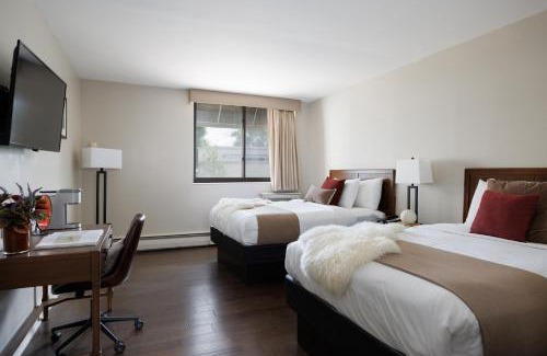 Great Neck Plaza Hotel | The Andrew Hotel