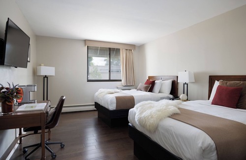 Great Neck Plaza Hotel | The Andrew Hotel