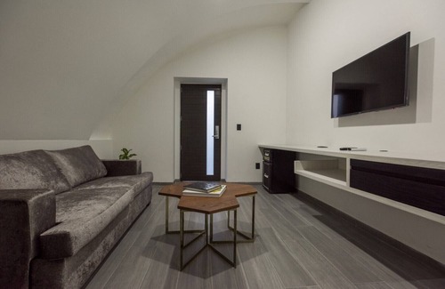Downtown Queretaro Hotel | The Andy Master Suite 10