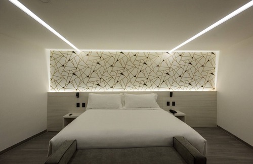 Downtown Queretaro Hotel | The Andy Master Suite 10