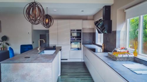 Upton Scudamore House | The Angel Holiday House