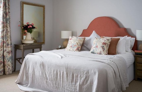 Petworth Hotel | The Angel Inn Petworth