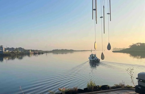 Queens Boat Rental | The Angelina