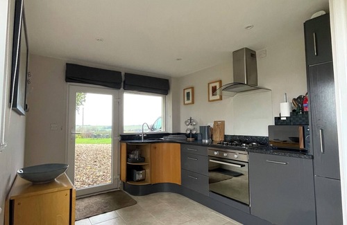 Trowbridge House | The Annex 3 East Town Cottages