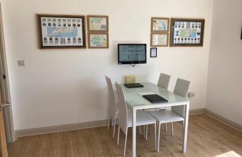 Ebford Apartment | The Annex at Highmead