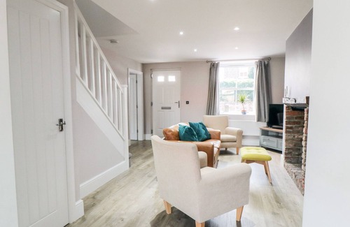 Cranswick Cottage | THE ANNEX AT THE PACK HORSE, pet friendly in Hutton Cranswick