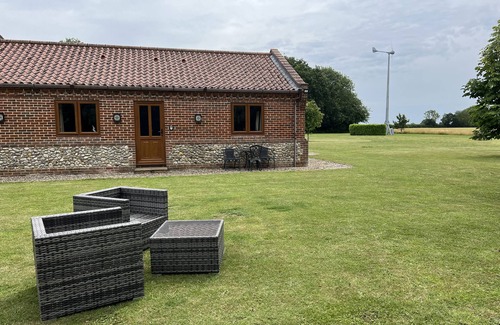 Beeston Cottage | THE ANNEXE, pet friendly, character holiday cottage in Litcham