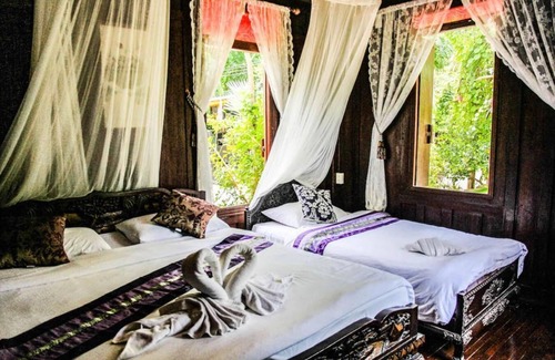 Nakhon Chum Hotel | The Antique Riverside